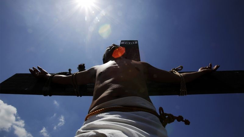 Je Velký pátek, křesťané si připomínají ukřižování Krista